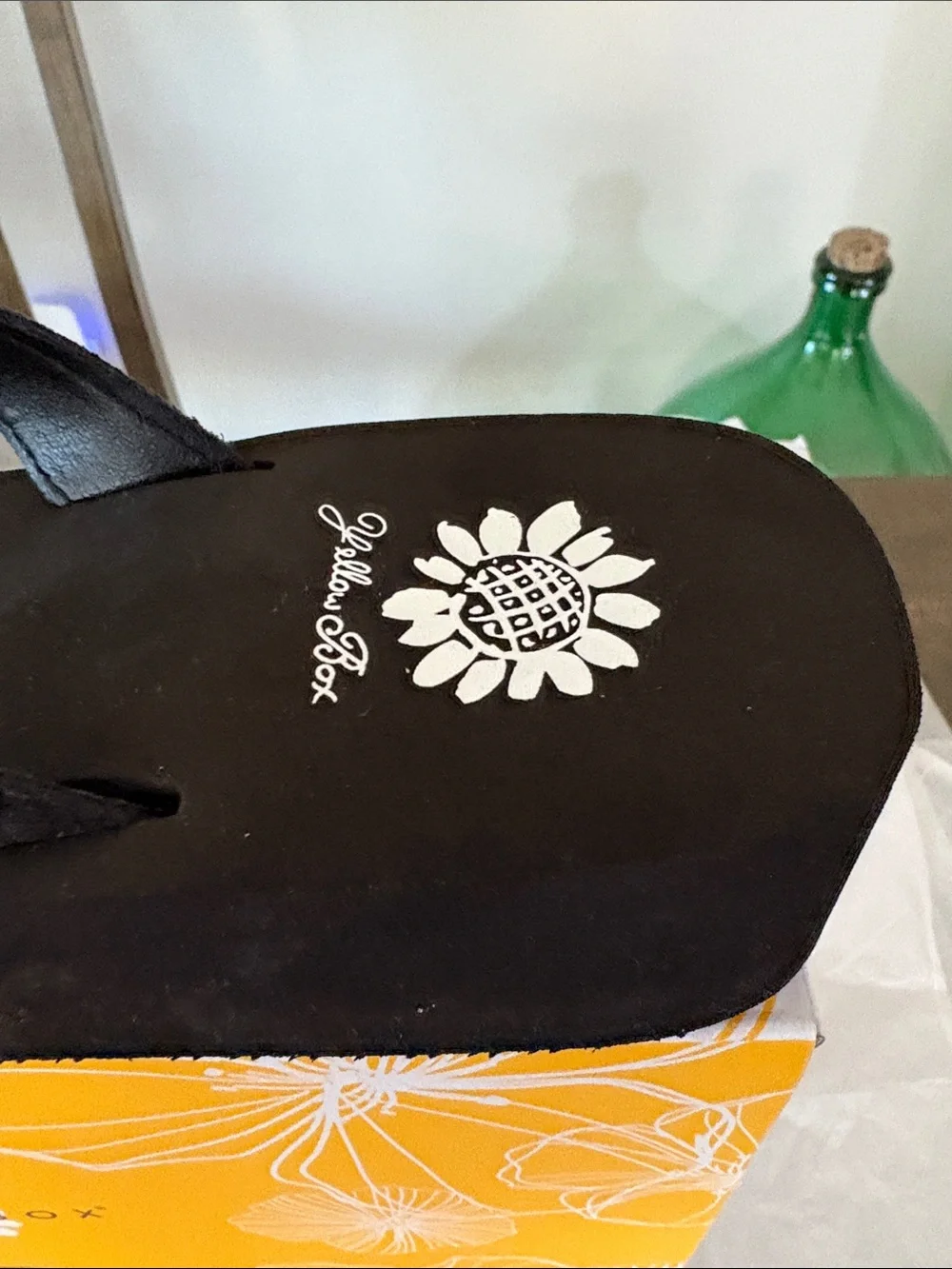 Yellow Box Africa Black Women's Sandals Size 9 New